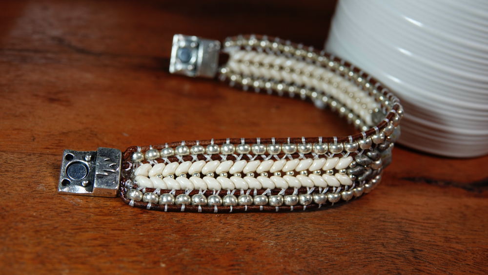 Cuff Bracelet B11524F - Image 4