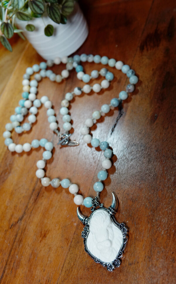 Hand-Knotted long necklace w/Buffalo Pendant N10824F - Image 2