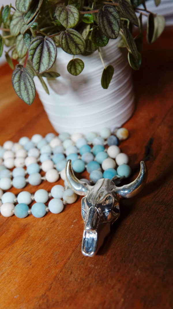 Hand-Knotted long necklace w/Cowskull Pendant N10724F - Image 3
